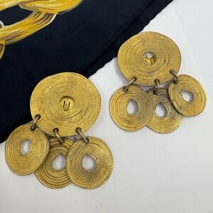 Vintage Gold Costume 90s dangling clip on earrings